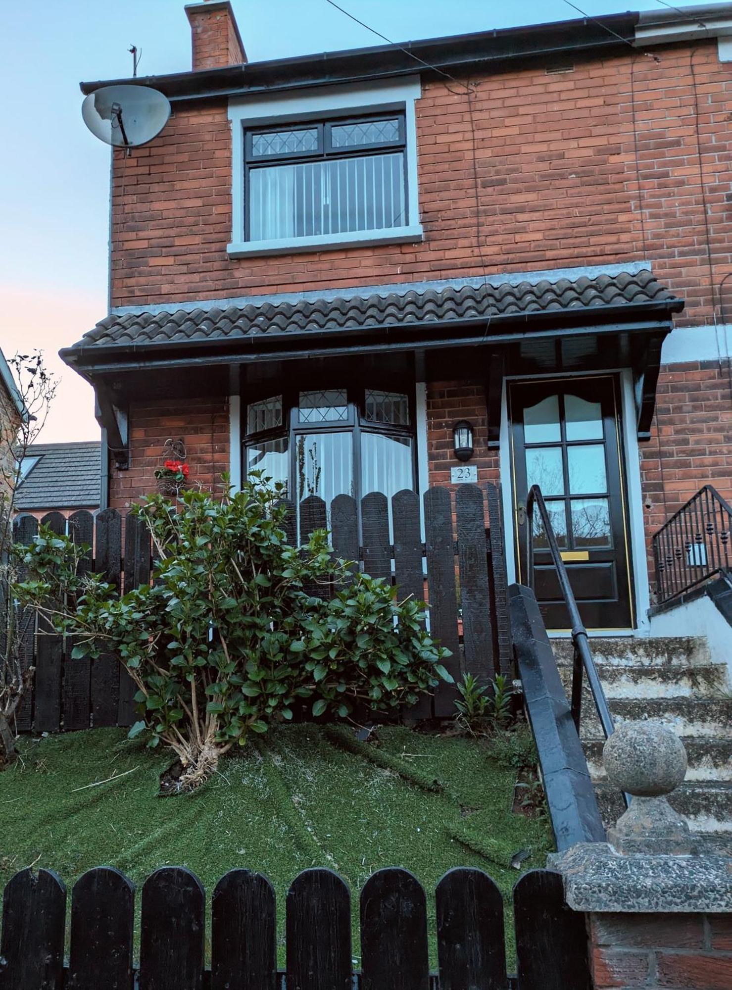 Mairead - Cosy Property In Gaeltacht Quarter Belfast Exterior foto